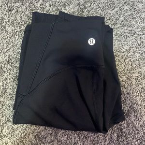 black lululemon align leggings